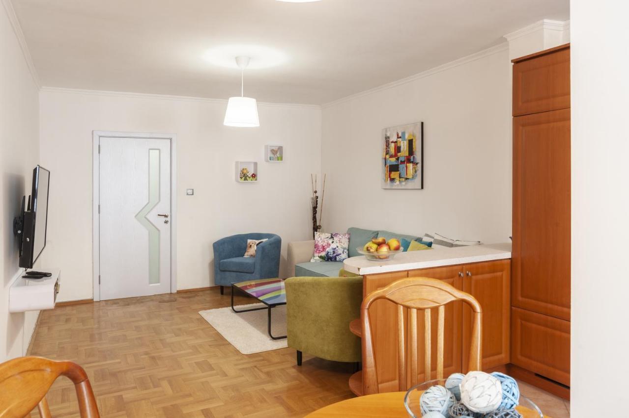 בורגאס Sea Apartment Colours מראה חיצוני תמונה